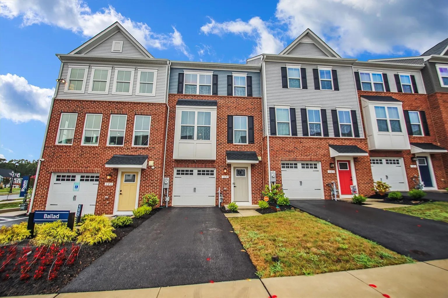 3 Bedroom Rental – 169 Woodgate Cir, Pasadena, Pasadena, MD, 21122